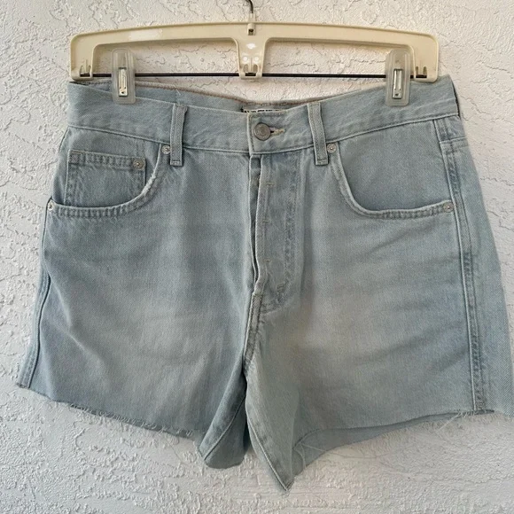 Free People NWOT We The Free Ivy Mid Rise Short Size 27 Light Blue - Picture 3 of 13